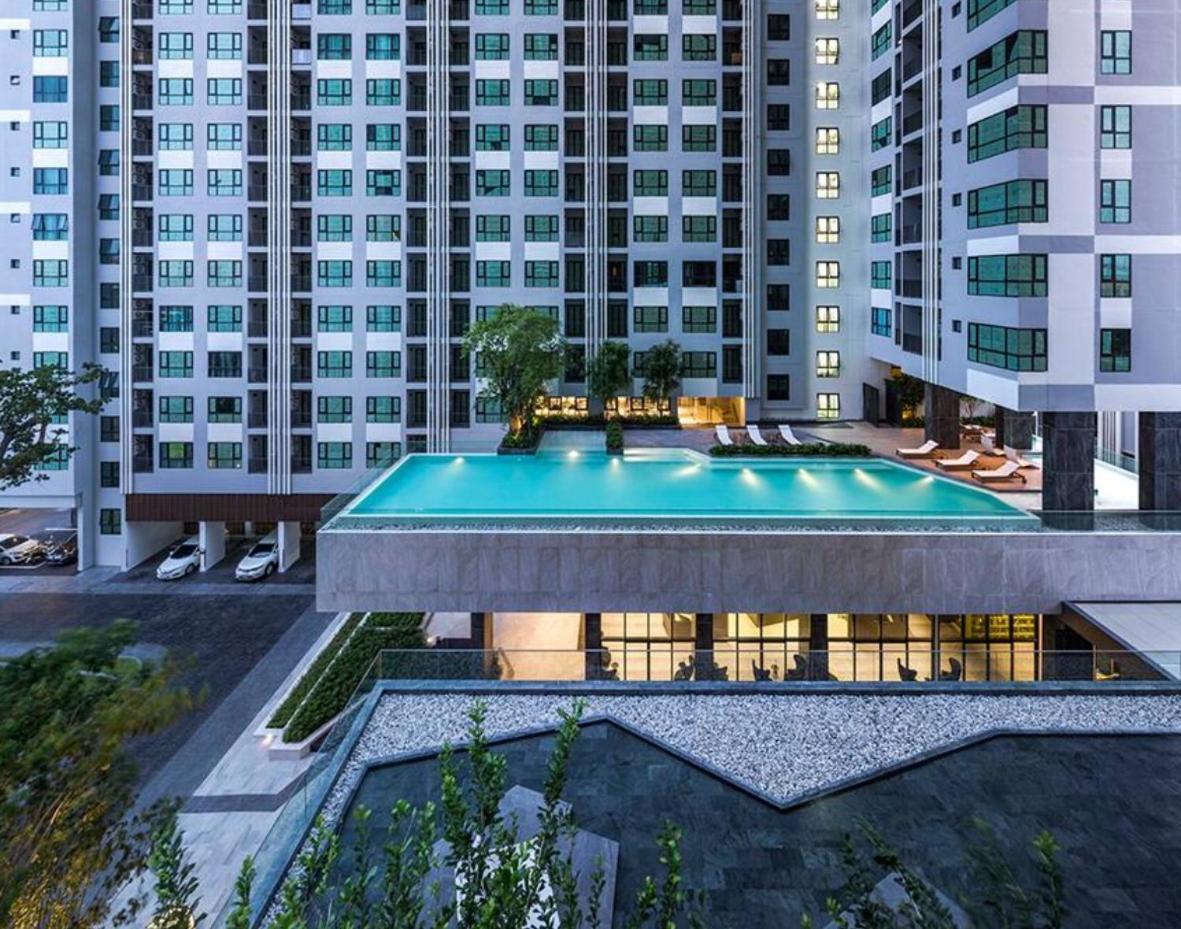 Apartmán The Base Pattaya Exteriér fotografie