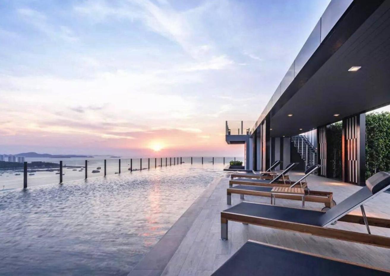 Apartmán The Base Pattaya Exteriér fotografie