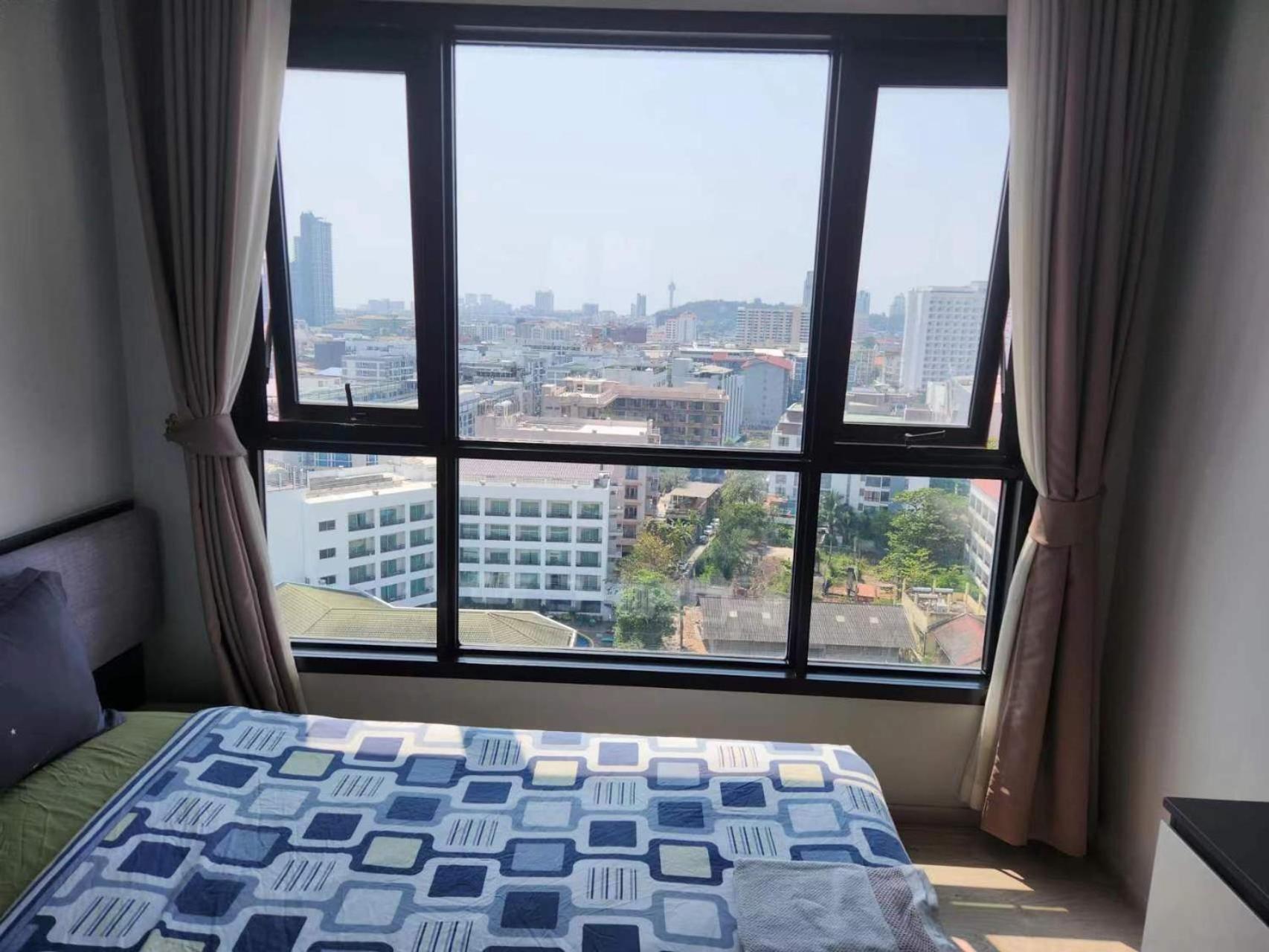 Apartmán The Base Pattaya Exteriér fotografie